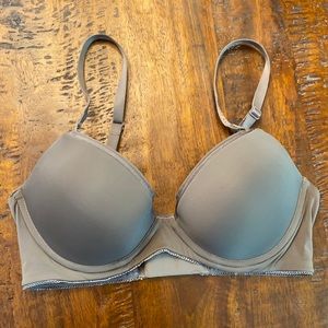 Calvin Klein Custom Lift Demi Bra 30D